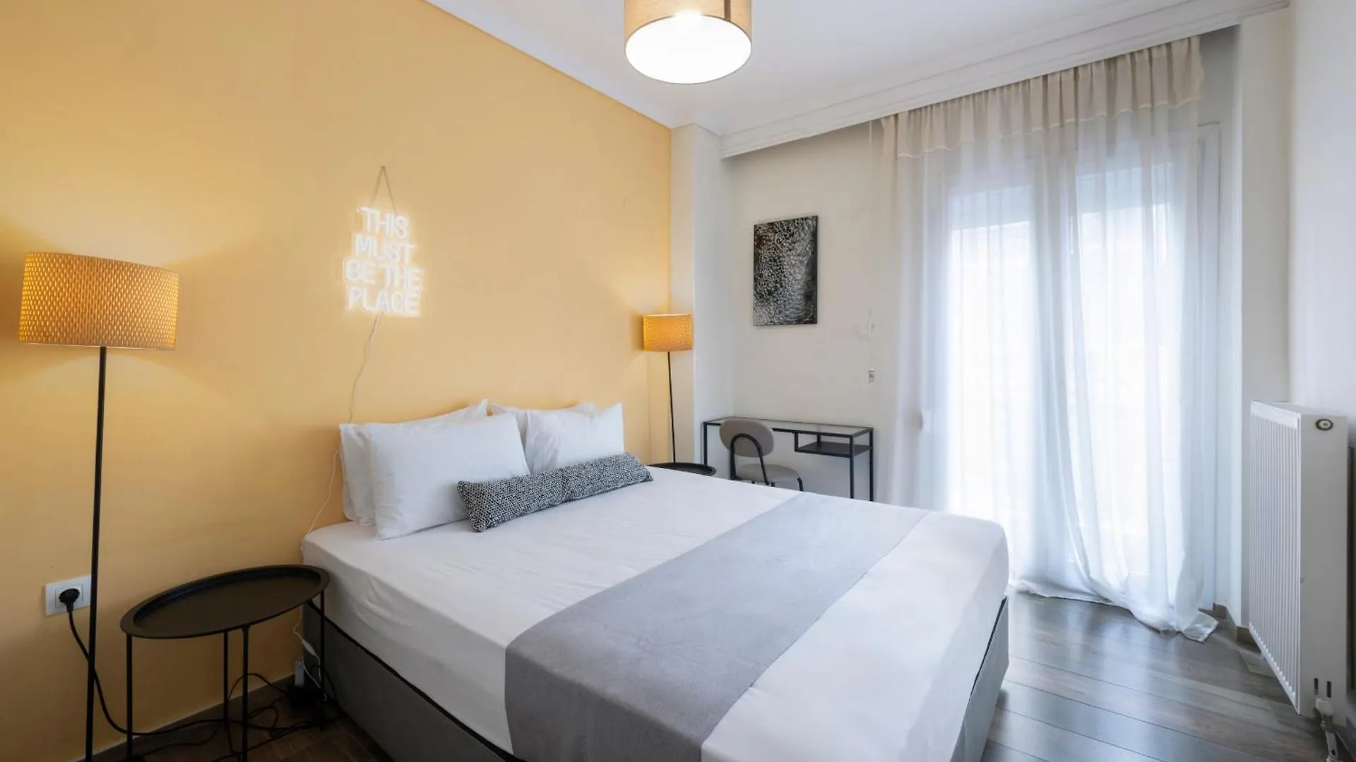 The Place To Be Next To Ancient Agora #Feelslikehome Thessaloniki 0*,
